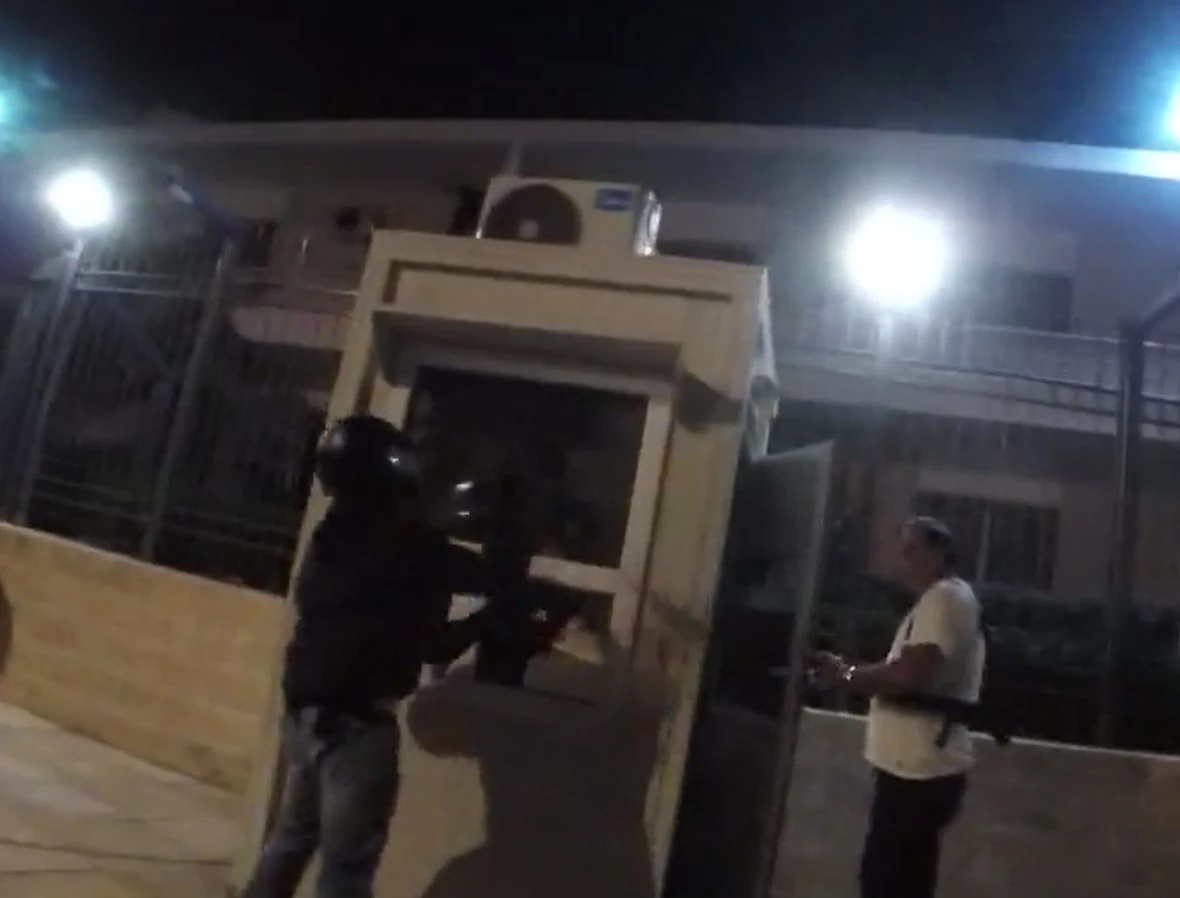 Διατάχθηκε ΕΔΕ για τον φρουρό στην πρεσβεία του Ιράν γιατί δεν έκανε τίποτα